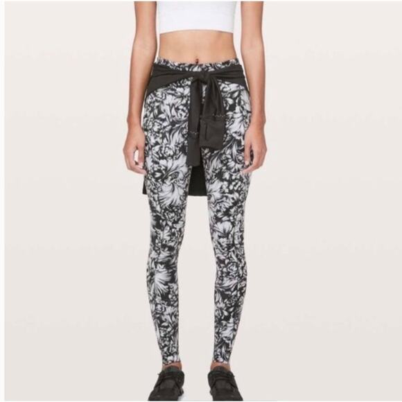 Lululemon Womens Fast And Free Tight Night Garden Ice Grey Black Active Size 4
